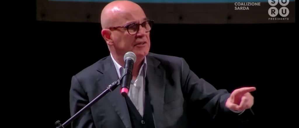 renato soru contestato sassari.jpg