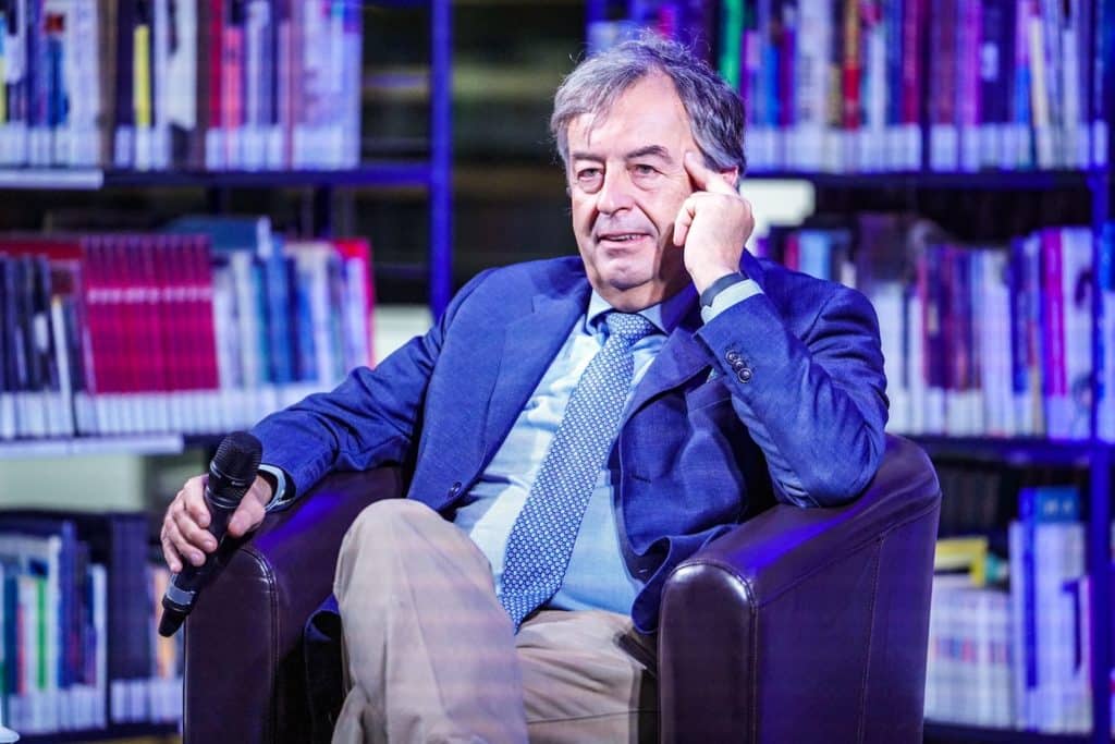 roberto burioni.jpeg