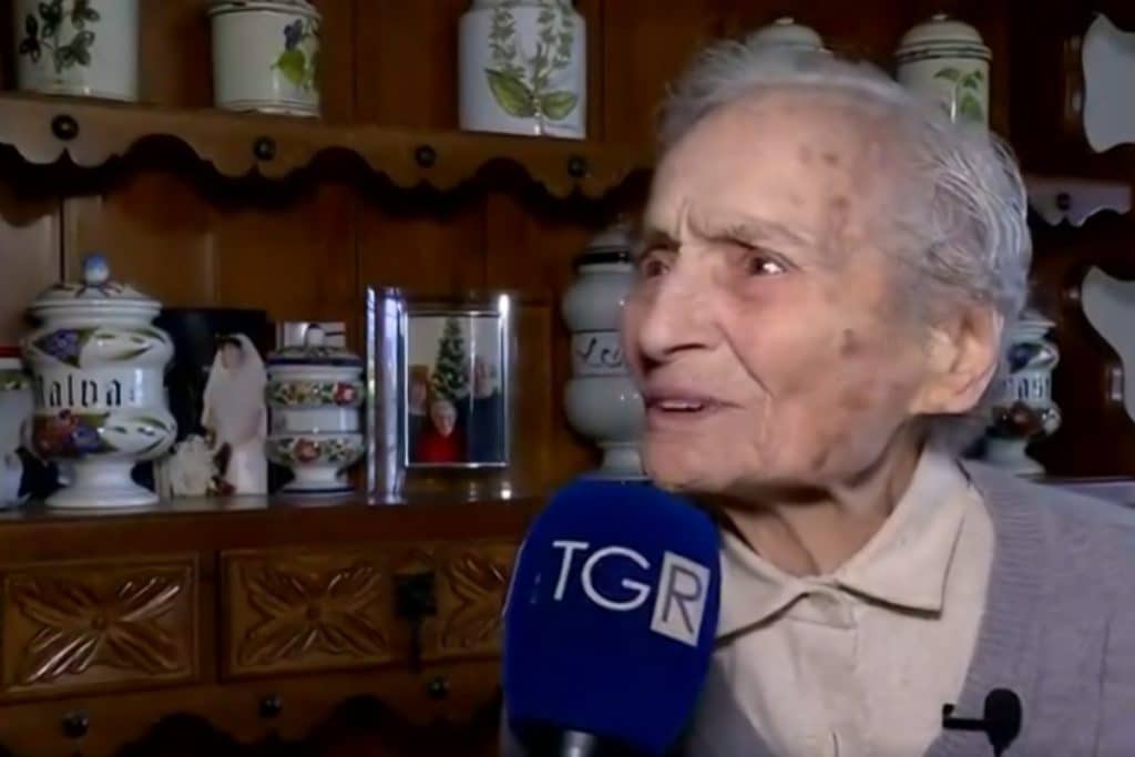 103 anni patente.jpg