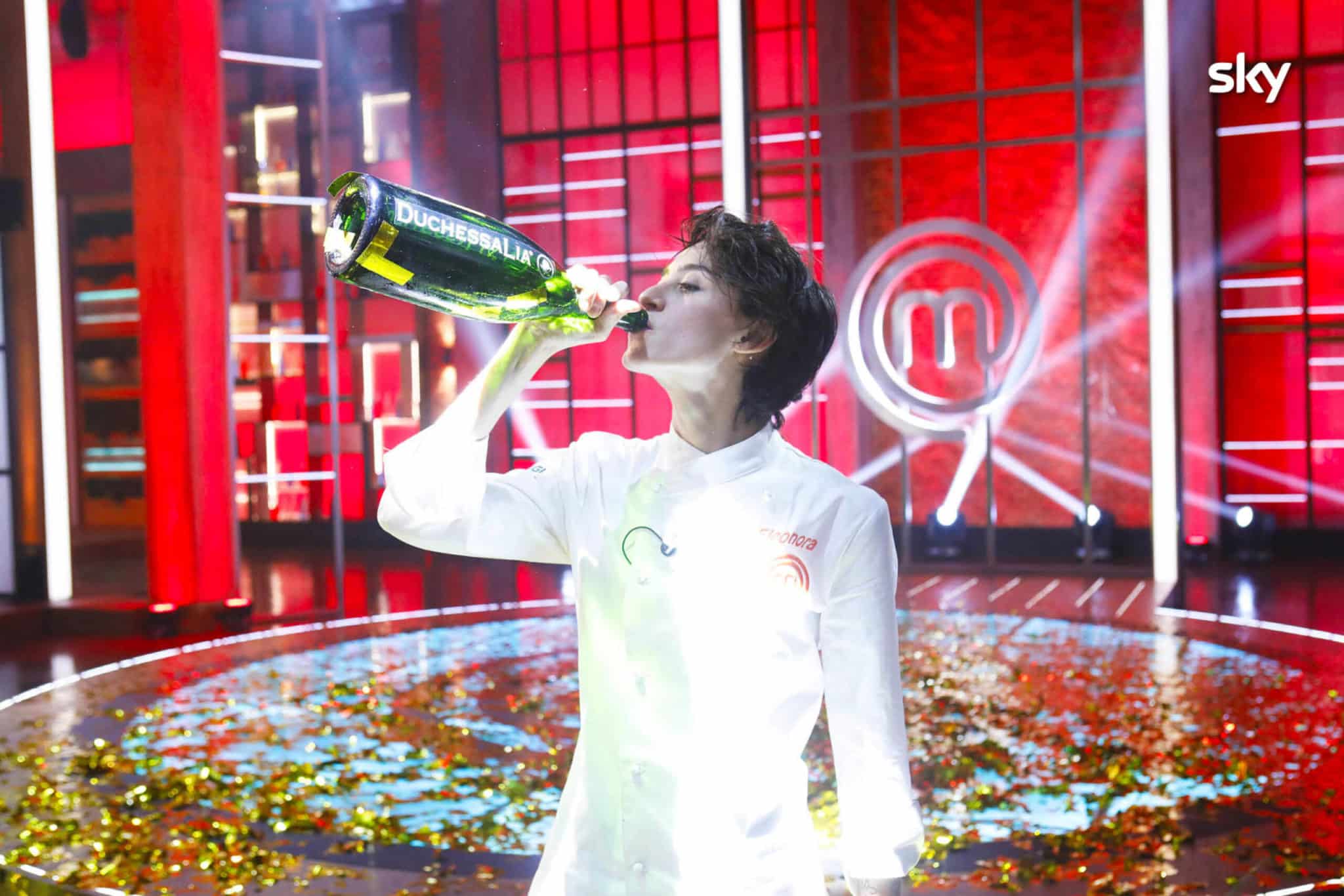 Chi è Eleonora Riso, la cameriera di Firenze che ha stregato i giudici di Masterchef: «Timida e disagiata, vittoria per tutti quelli come me» 1 GOLF 20240301145441114 4db9af935d66504ac54ca772e15fa146 scaled.jpeg