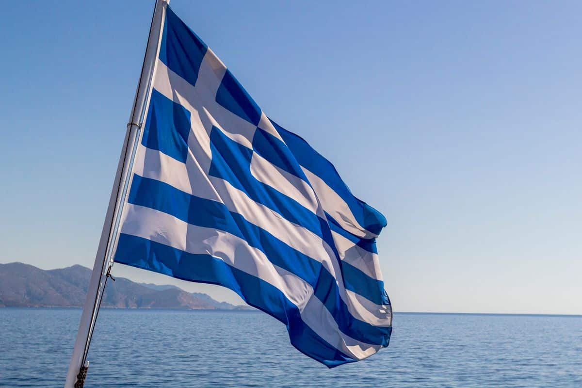 SH Bandiera Grecia.jpg