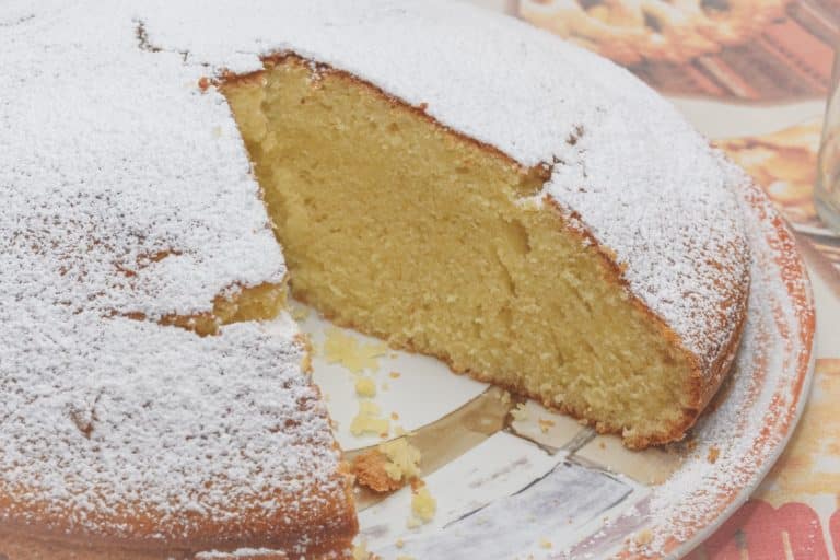 Torta al latte scaled.jpeg