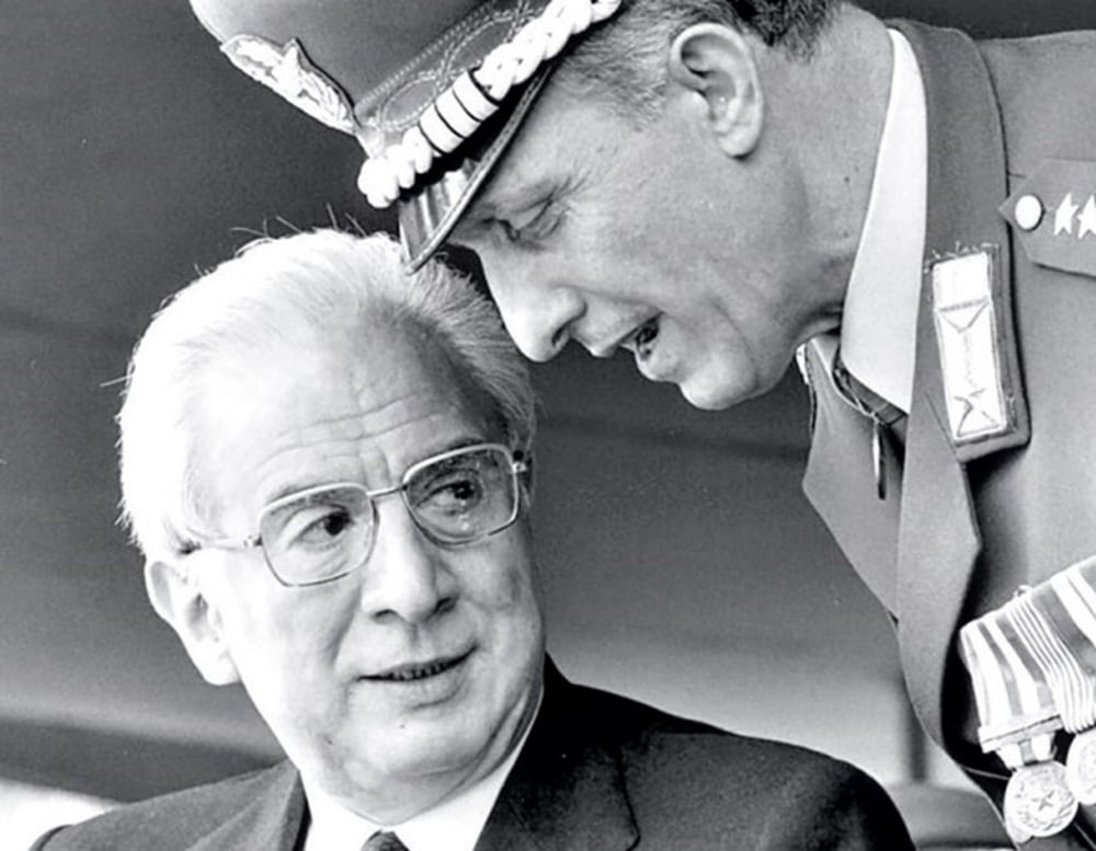 aldo moro francesco cossiga generale roberto jucci.jpg