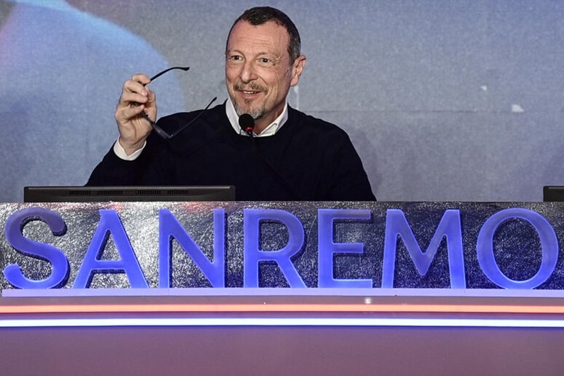 L’offerta di Discovery e il festival di Sanremo scippato da Mediaset: così la Rai può perdere Amadeus 1 amadeus rai discovery sanremo mediaset.jpg