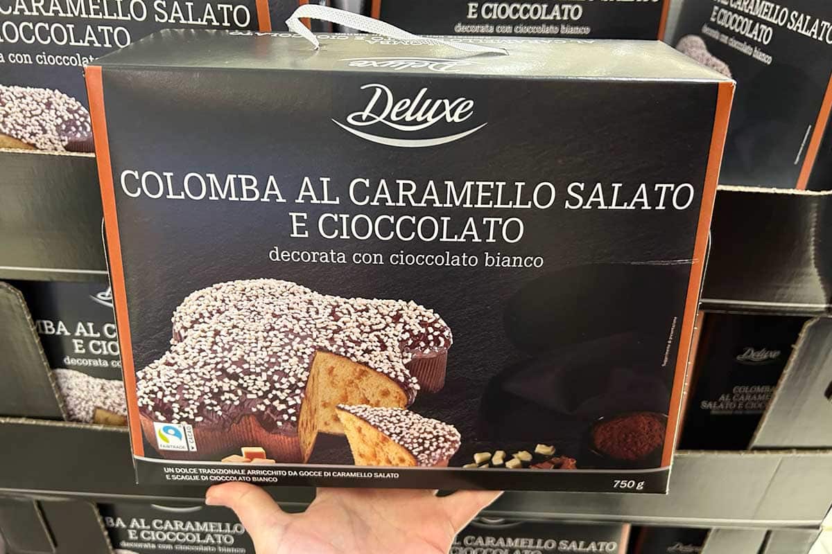 Tutti pazzi per la nuova colomba Deluxe Lidl al caramello salato, ma cosa contiene davvero e chi la produce? 1 colomba caramello salato.jpg