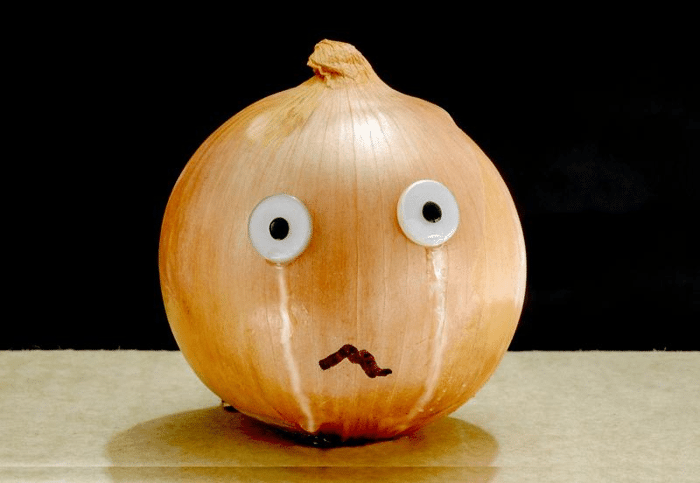 crying onion m.png