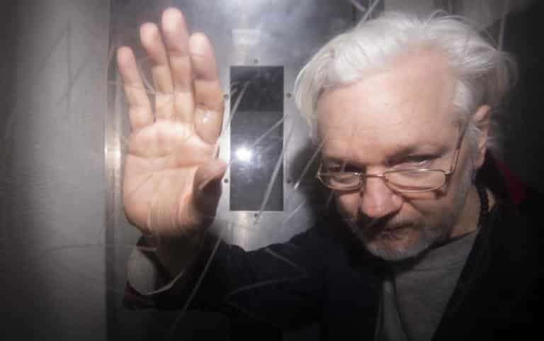 julian assange.jpg