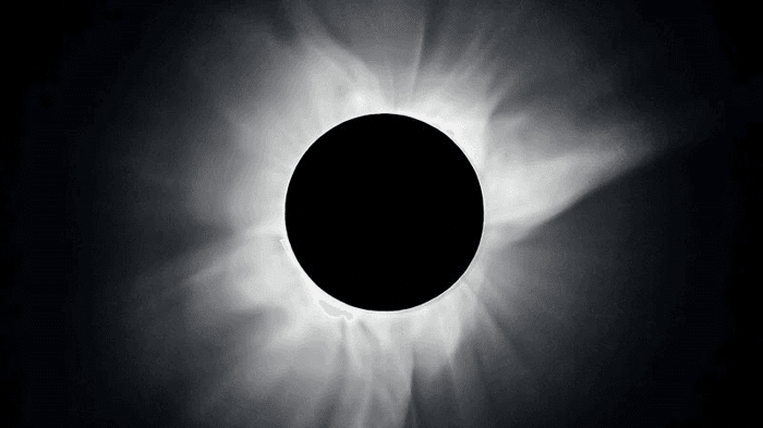 last solar eclipse m.png