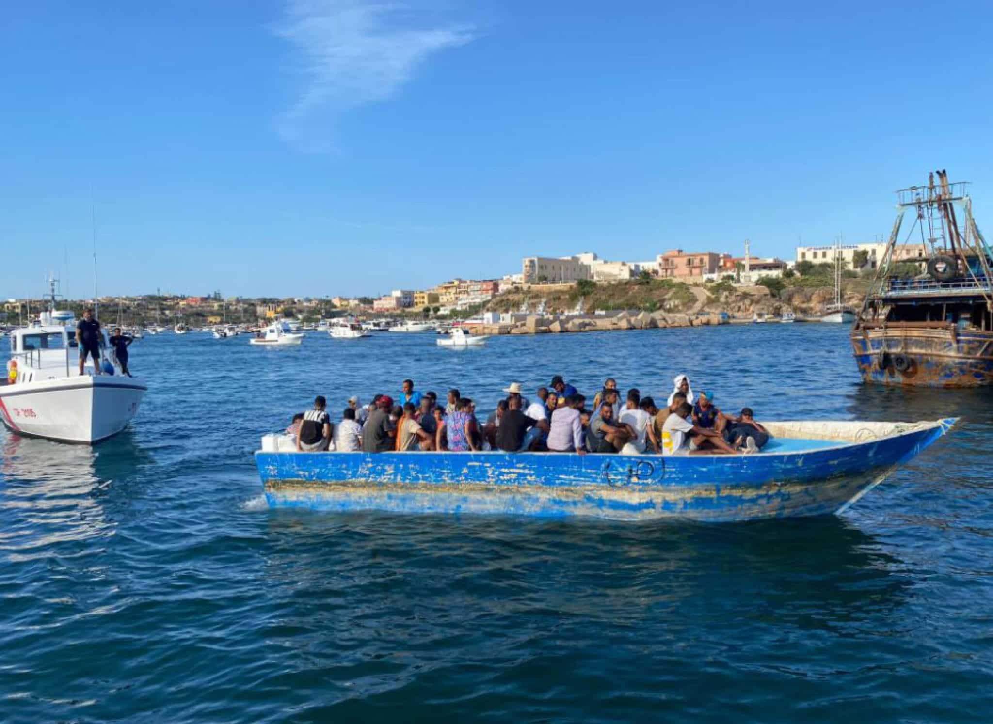 migranti sbarchi ansa scaled.jpeg