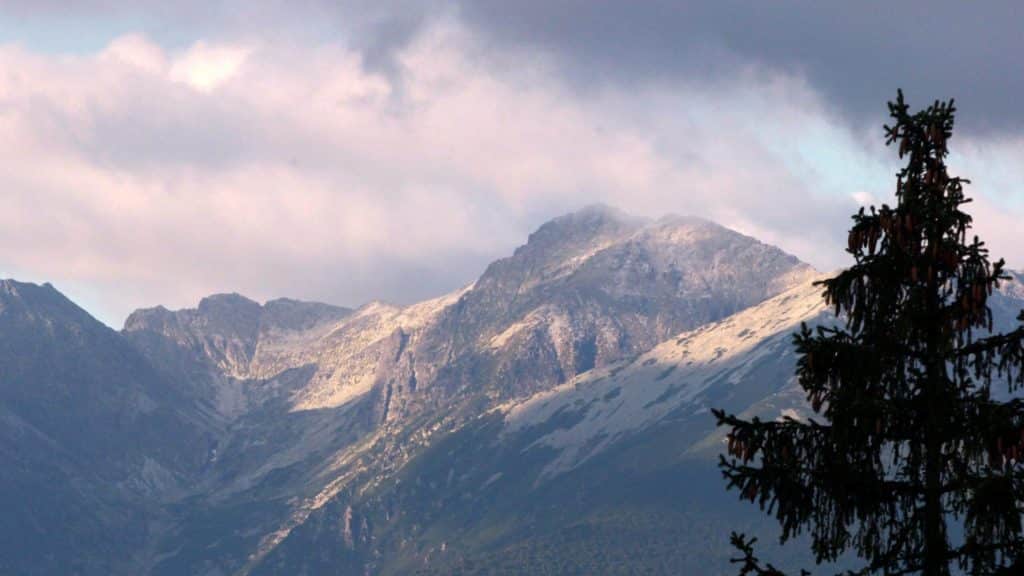 montagne senza neve scaled.jpg