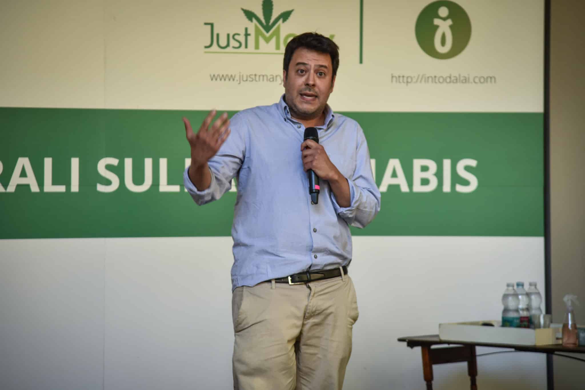 Il consigliere comunale di Milano Nahum lascia il Pd: «Basta parlare di genocidio a Gaza» 1 nahum scaled.jpeg