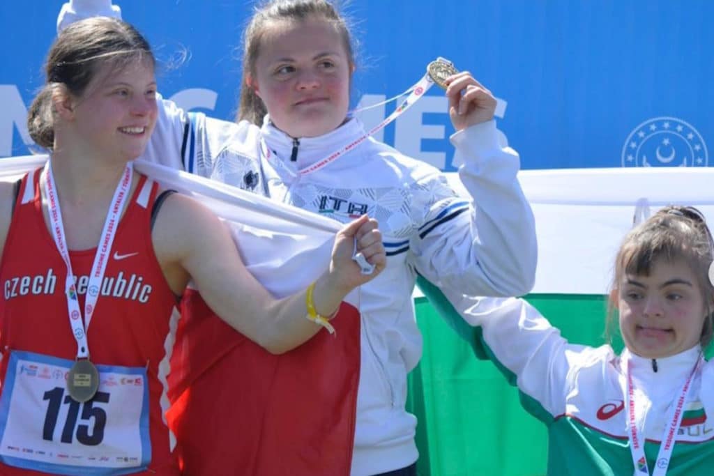nicole orlando oro mondiali triatlon.jpg