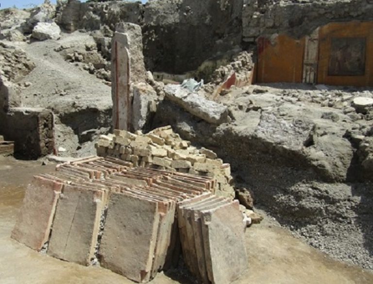 pompei cantiere antico scavi.jpg