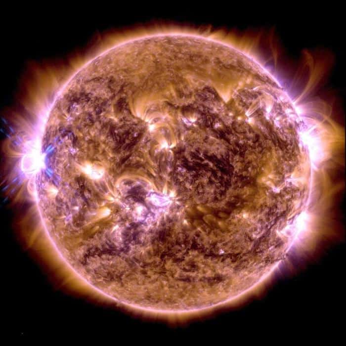 solar flare m.jpg