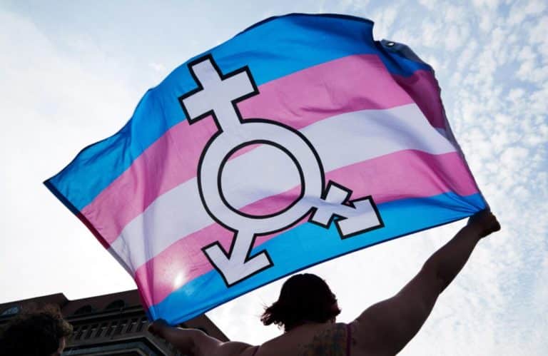 transgender 16 anni tribunale trento.jpg