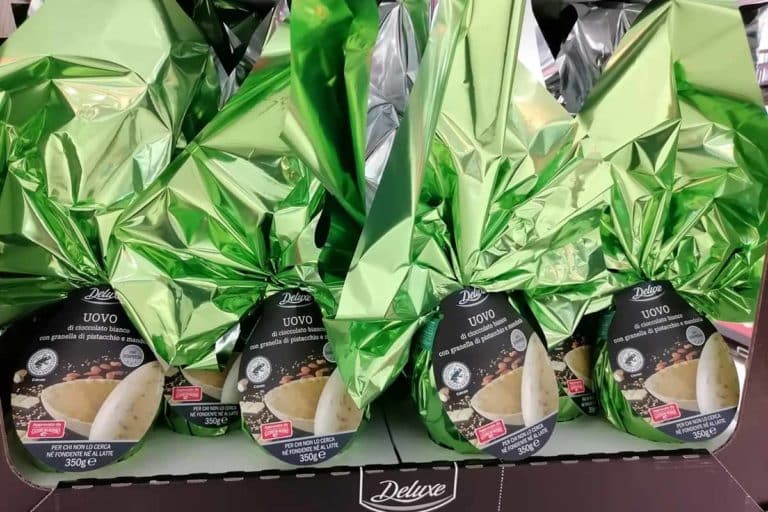 Uova di Pasqua, da oggi alla Lidl trovi quello Deluxe al cioccolato bianco con una percentuale di pistacchi e mandorle che ti stupirà 4 uovo bianco deluxe lidl.jpg