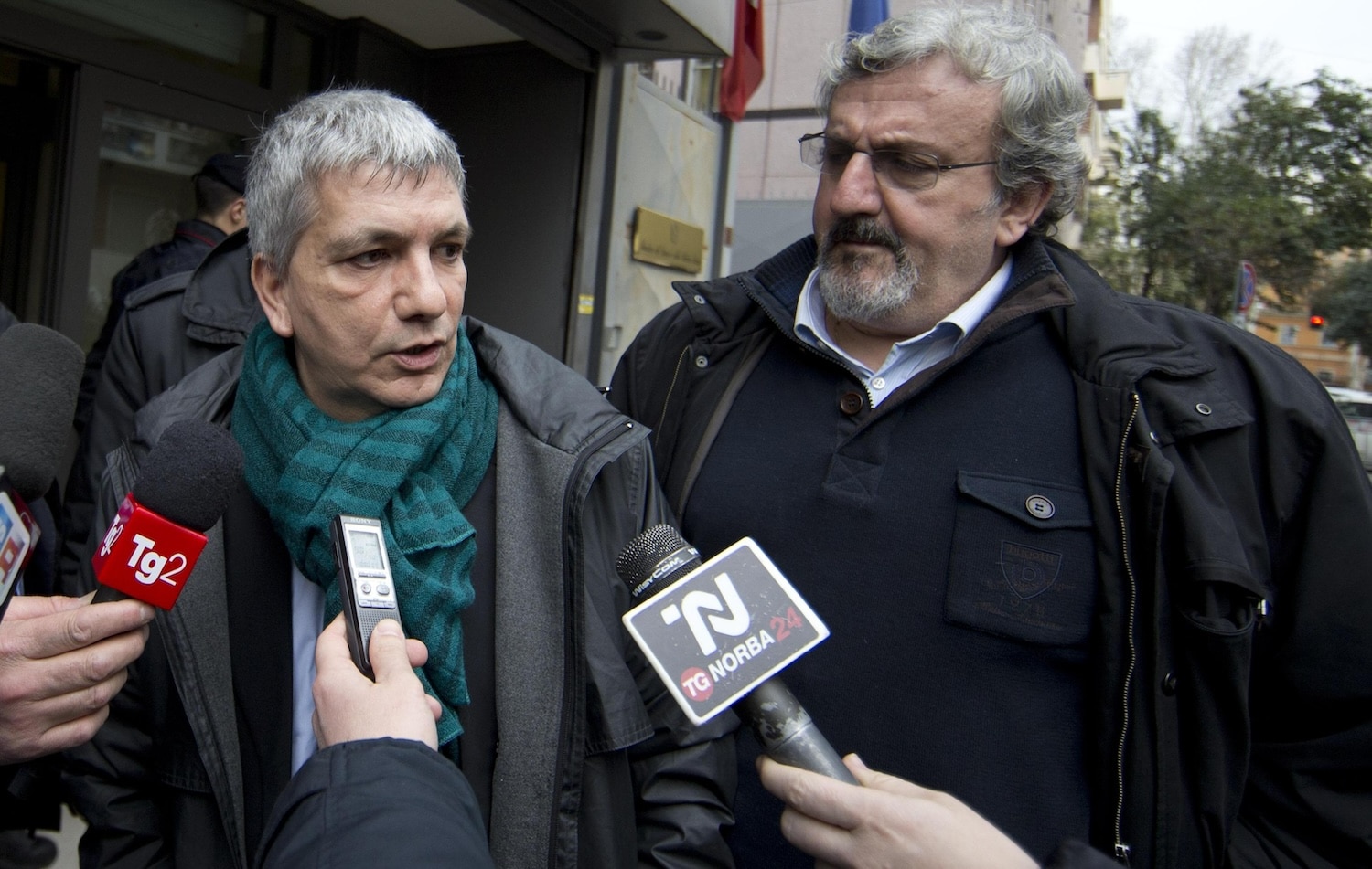 La strigliata di Vendola a Emiliano, quella storia sulla sorella del boss che ha inguaiato Decaro: «Ha fatto un danno» 1 vendola emiliano.jpeg