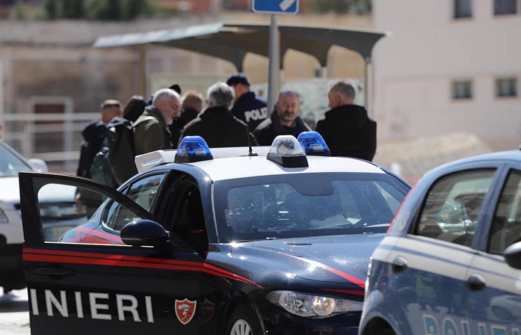 vvff polizia allarme bomba 2.jpg