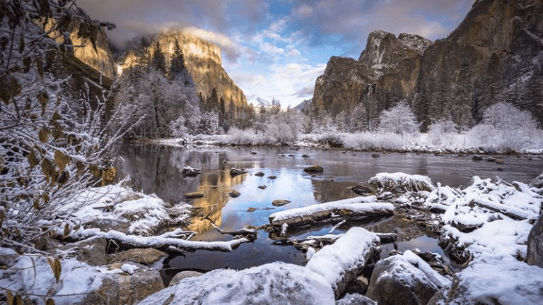 Yosemite National Park Reopens After Winter Storm 5 yosemite national park m.png