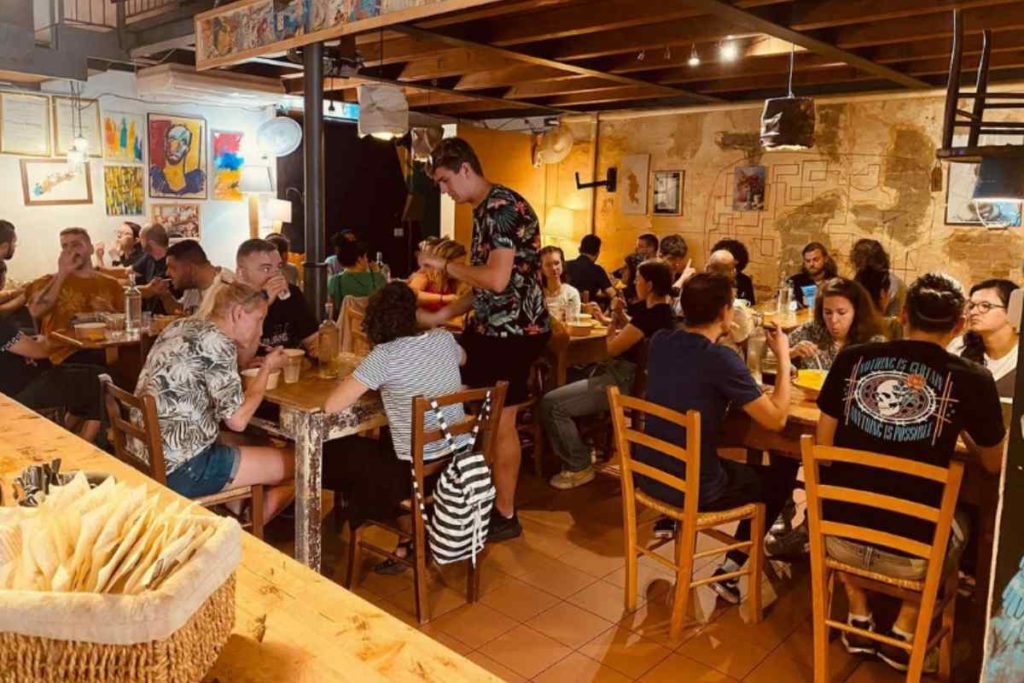 Bar senza nome sordi.jpg