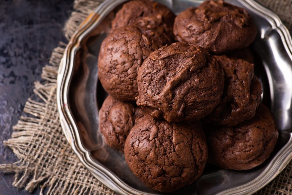 Biscotti colomba scaled.jpg