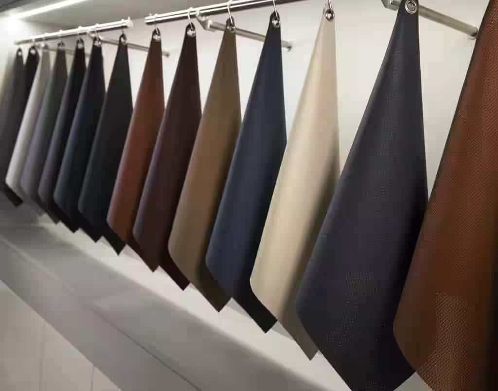 JLR boccia il modello agenzia, si adatta poco al mercato 1 Concessionaria Land Rover2.jpg