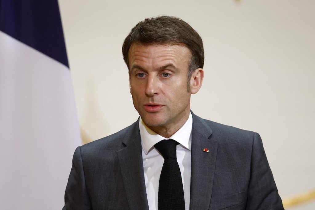 Macron.jpg