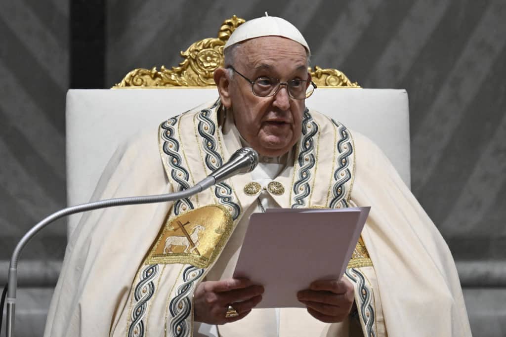Papa veglia pasqua.jpg