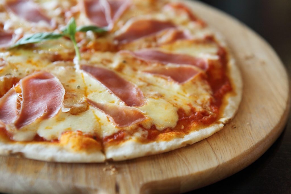 Pizza albumi scaled.jpg