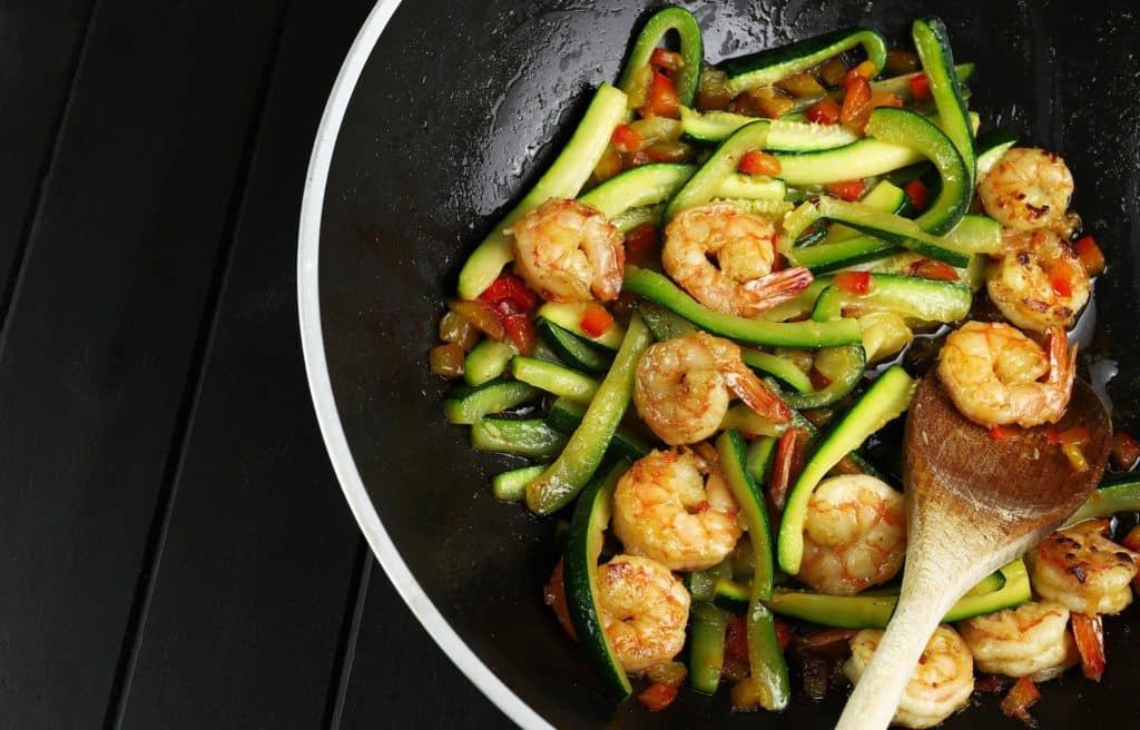 Spaghetti zucchine e gamberi scaled.jpeg