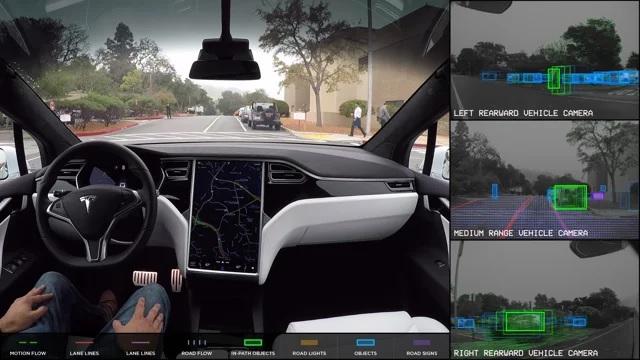 Tesla Autopilot durante i test.jpg