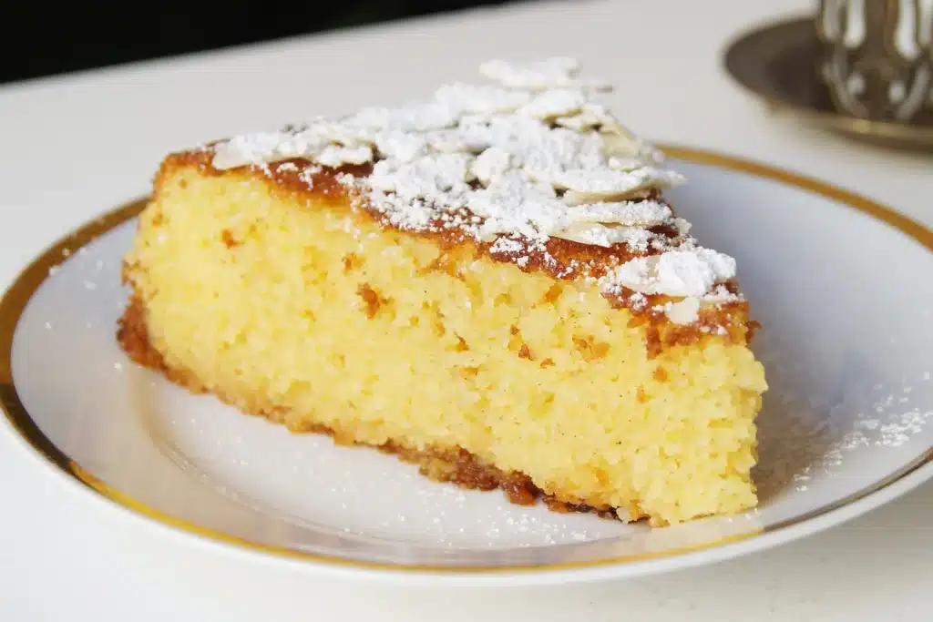 Torta mandorle con farina scaled.jpeg.webp
