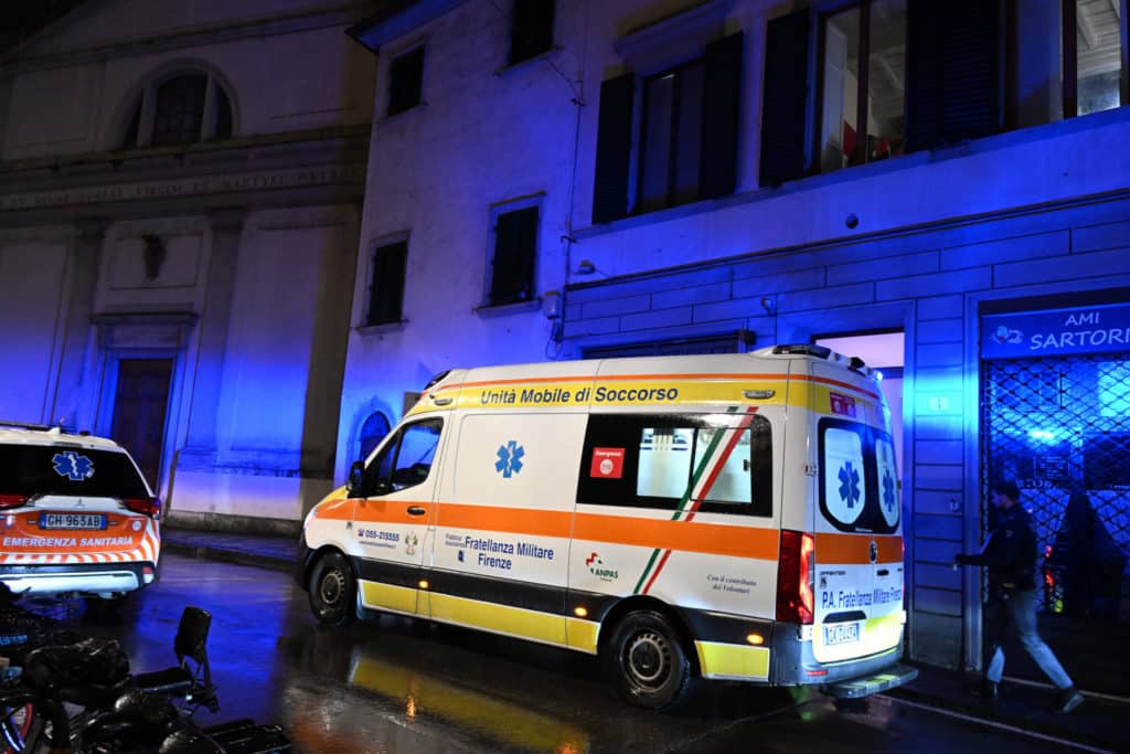 ambulanza 4 scaled.jpg