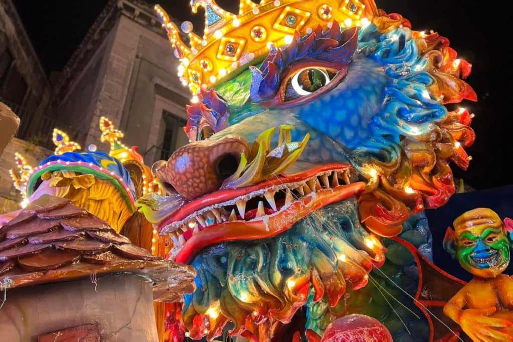 carnevale di acireale.jpg