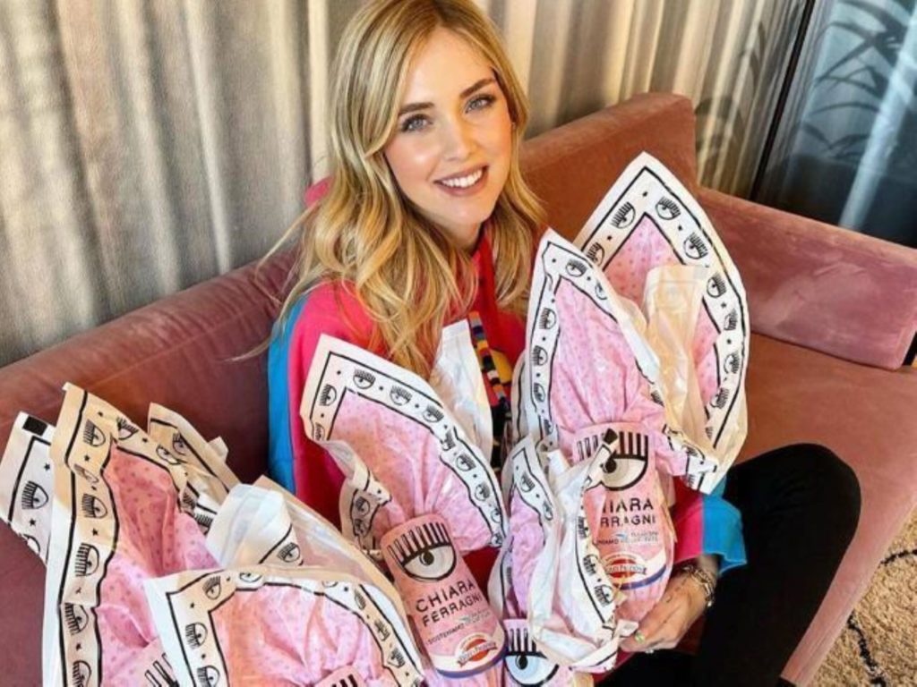 chiara ferragni uova pasqua dolci preziosi esposto codacons 1 scaled.jpg