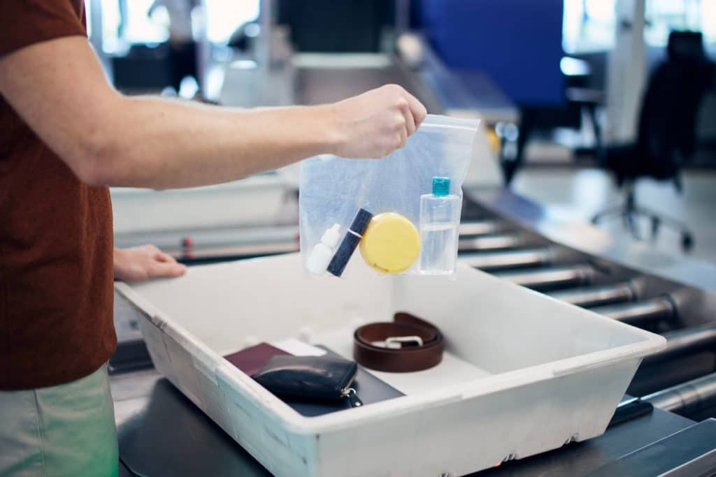 controlli aeroporto liquidi.jpg