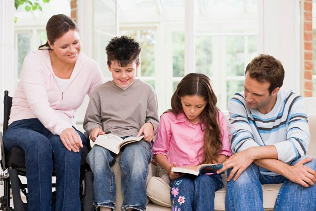 genitori figli.jpg