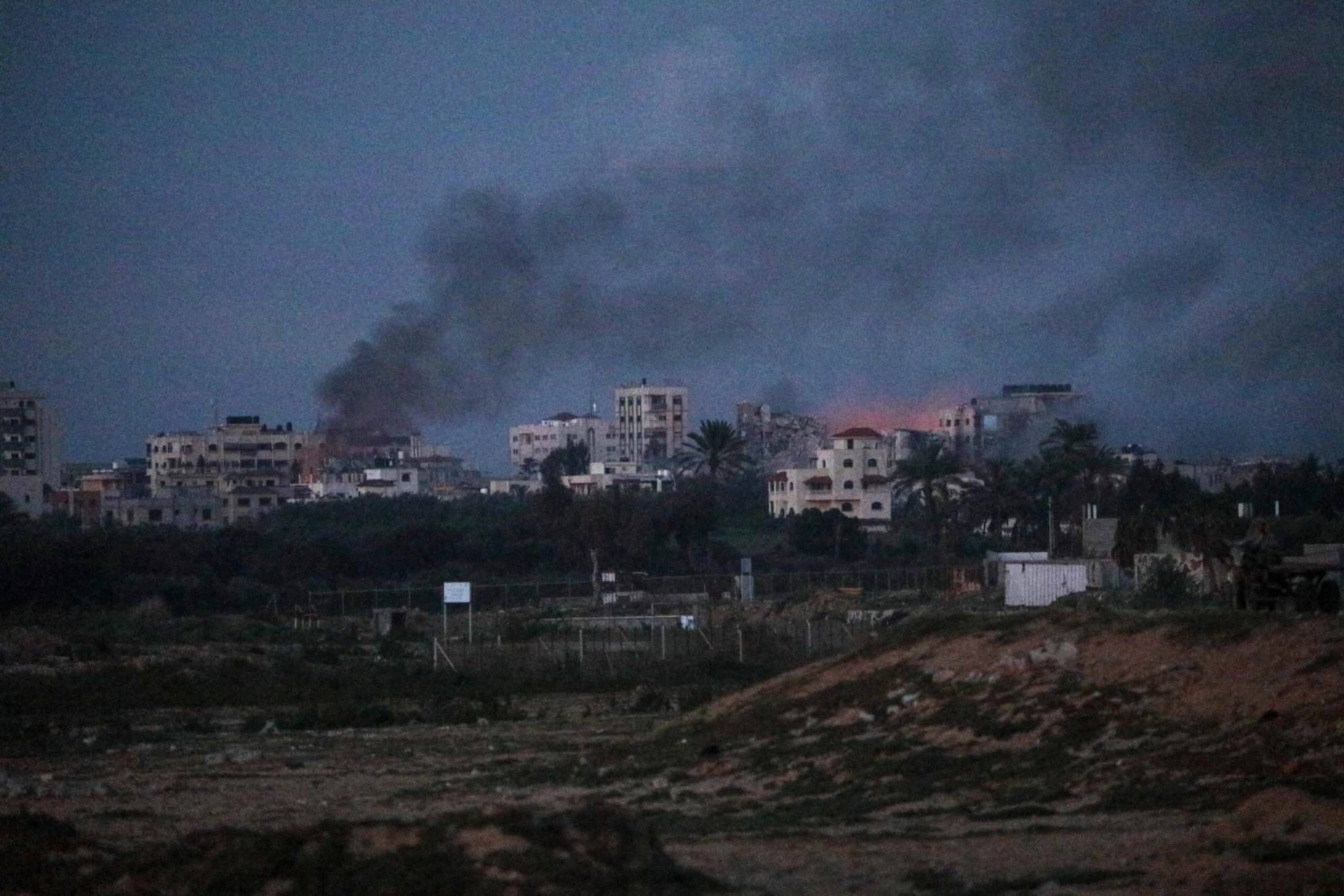 Striscia di Gaza, negoziati a un punto morto. Hamas: «Nessun accordo senza il ritiro dell’esercito e la fine della guerra» 1 hamas gaza israele scaled.jpg