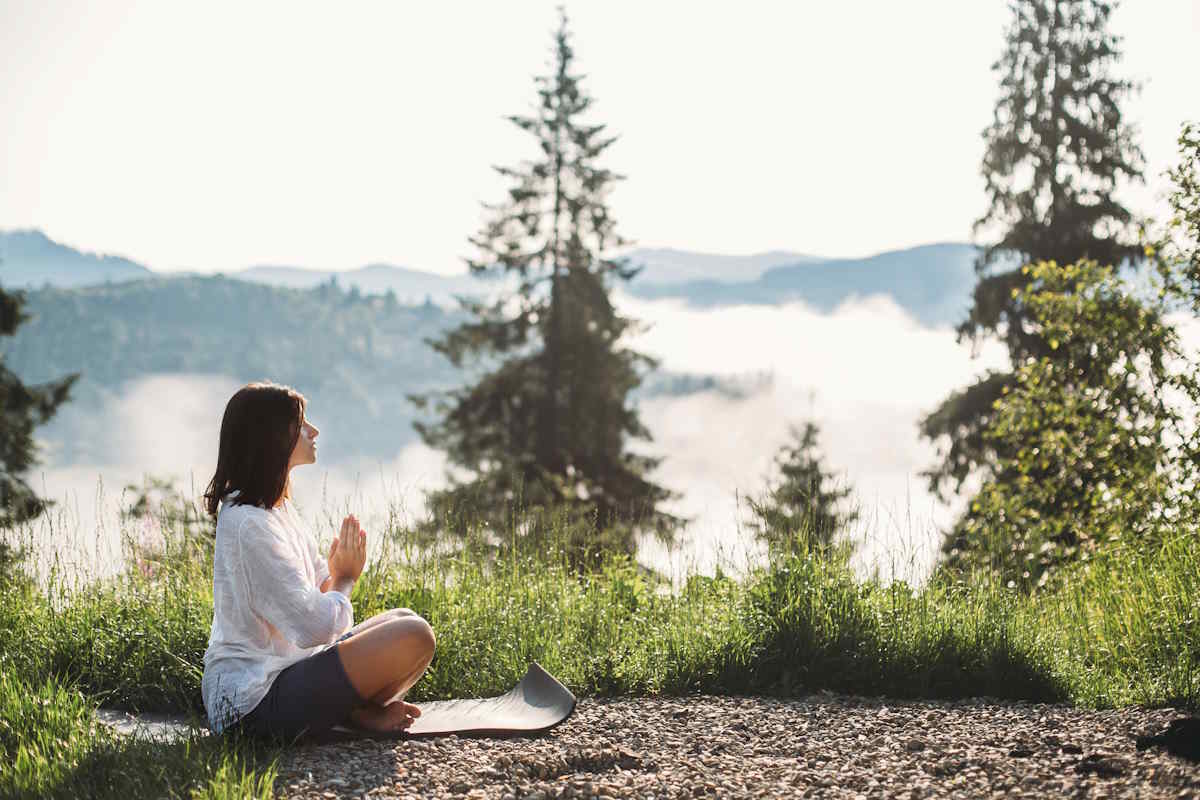 meditazione nella natura.jpg