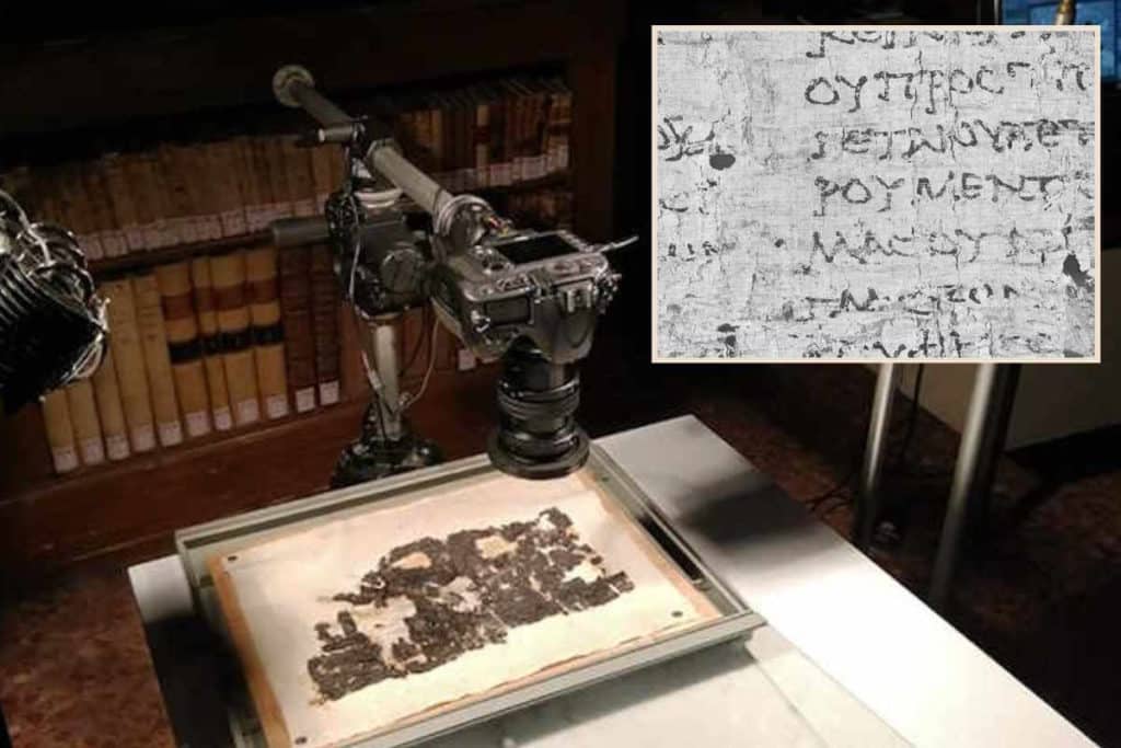 papiro ercolano.jpg