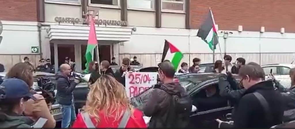 parenzo sit in pro palestina.jpg