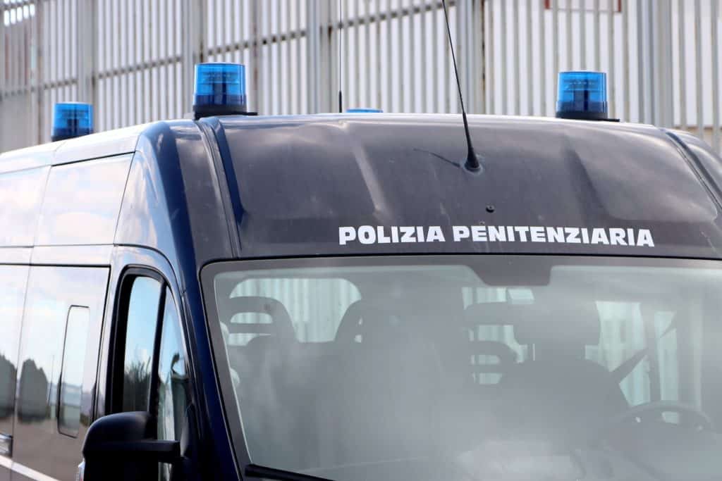 polizia penitenziaria.jpeg