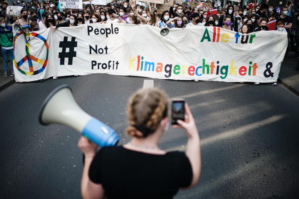 proteste clima scaled.jpeg