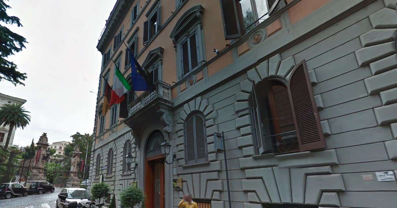 roma hotel barberini evacuato.jpg