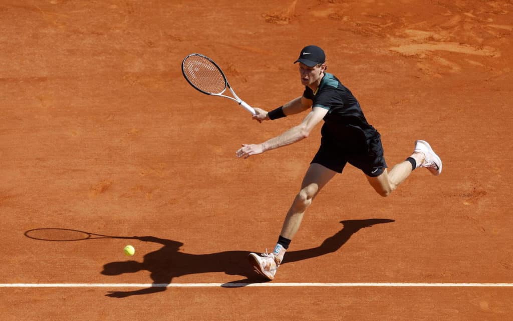 sinner monte carlo tsitsipas.jpg