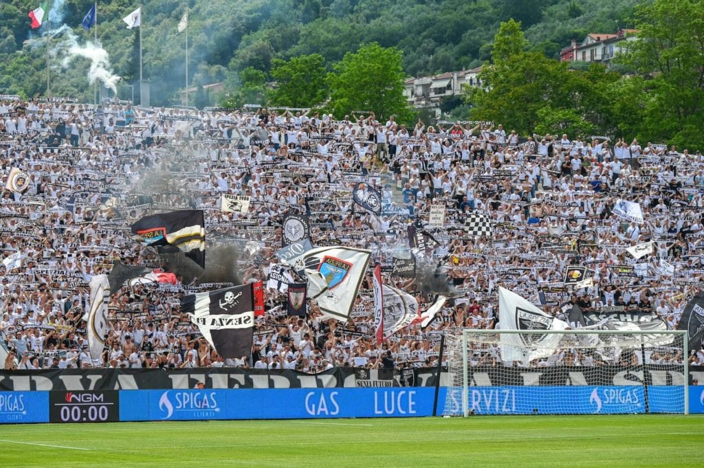 spezia tifosi.jpeg