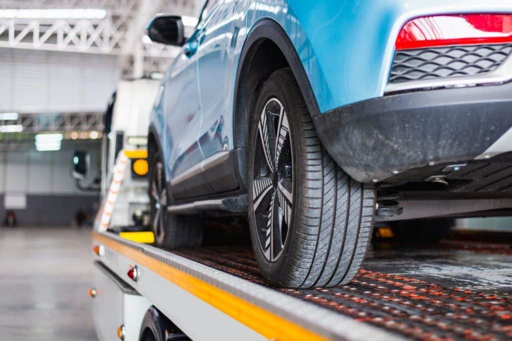 Auto Nuova in pannetrasportata su carro attrezzi e1707472976535.jpg