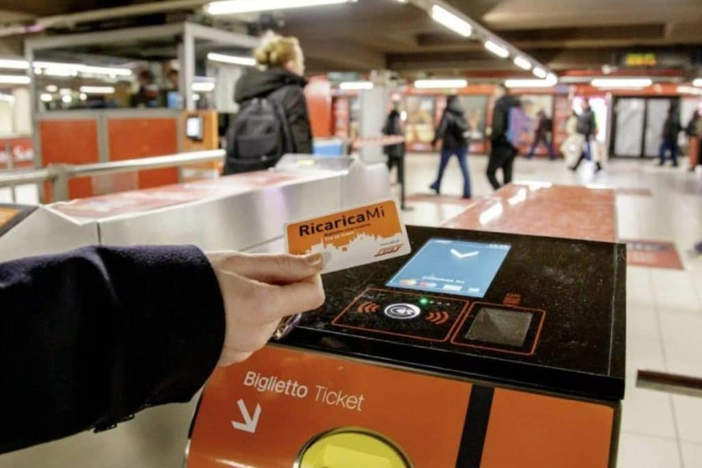 Biglietto metro Milano.jpg