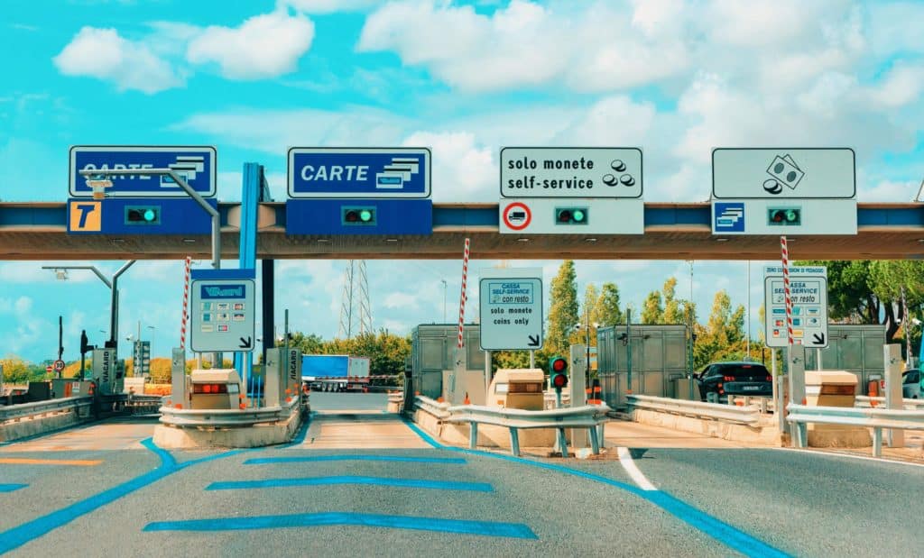 Casello autostrada.jpg
