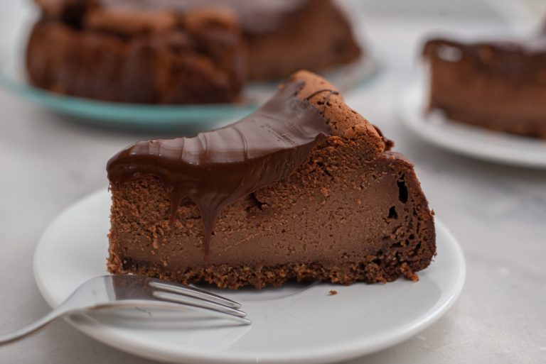 Cheesecake al cioccolato scaled.jpg